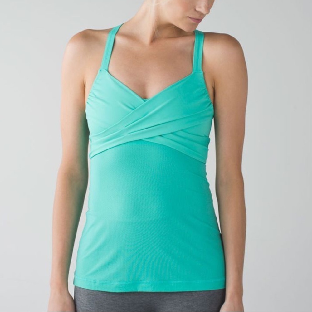 Lululemon Wrap It Up Tank Bali breeze size 4 Yoga tank workout top gym top
